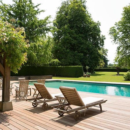 Chateau De Beneauville Bed & Breakfast Petiville  Екстериор снимка